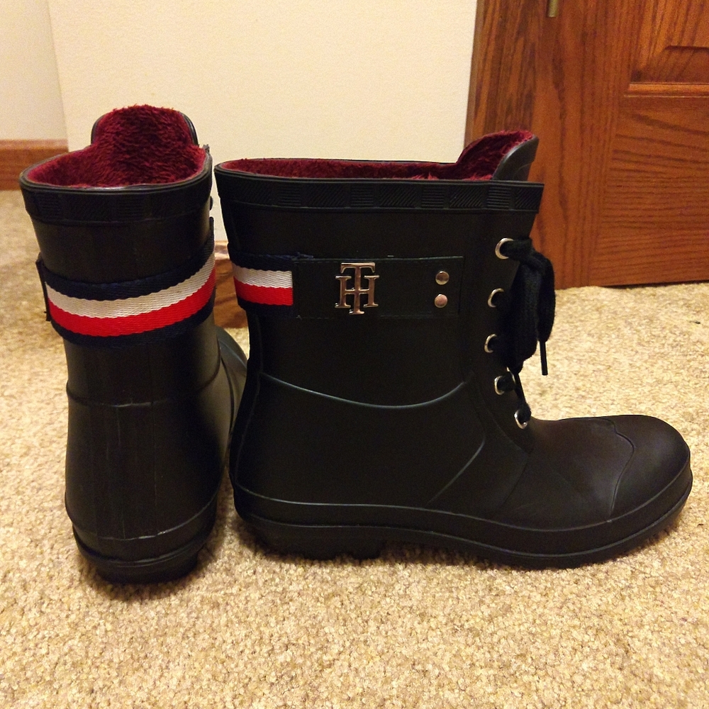 Tommy Hilfiger Boots❤️ - Picture 4 of 6